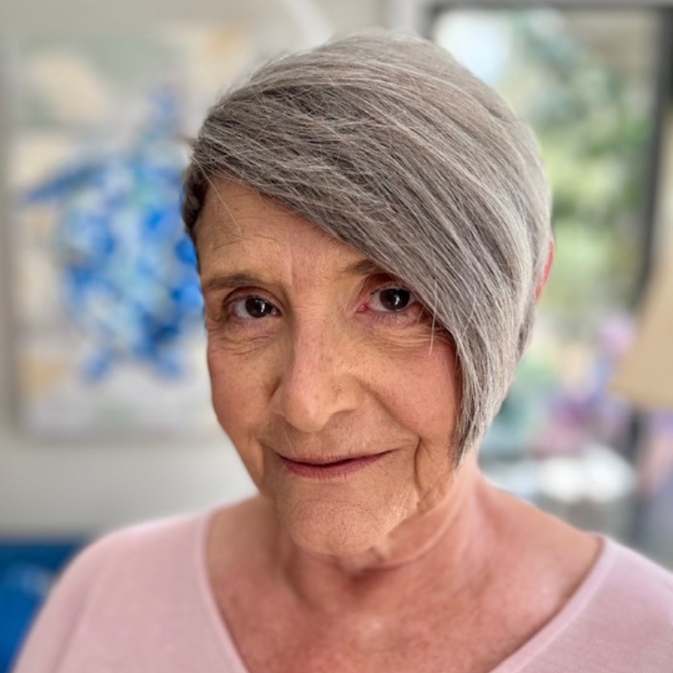 Friends & Neighbors board member Sue Sheffer